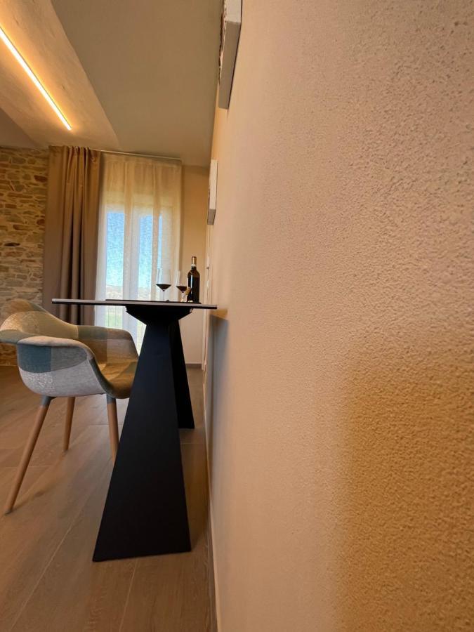 Le Cornici - Cascina Di Charme Hotell Diano dʼAlba Exteriör bild